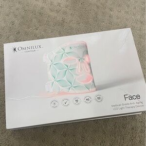 Omnilux Women's LED Light Therapy Face Mask